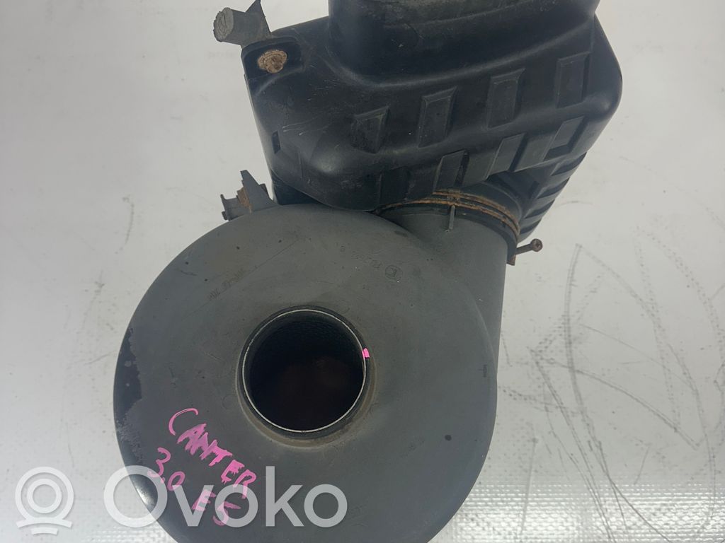 Mitsubishi Canter Luftfilterkasten 