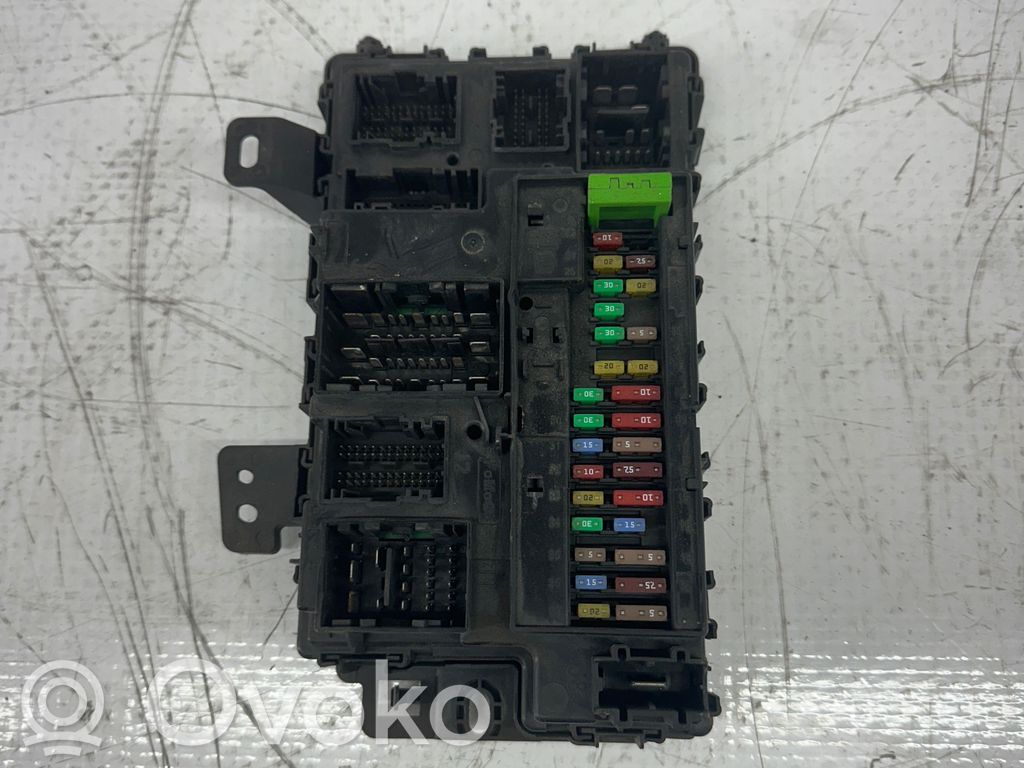Ford Transit Ящик предохранителей (комплект) 
