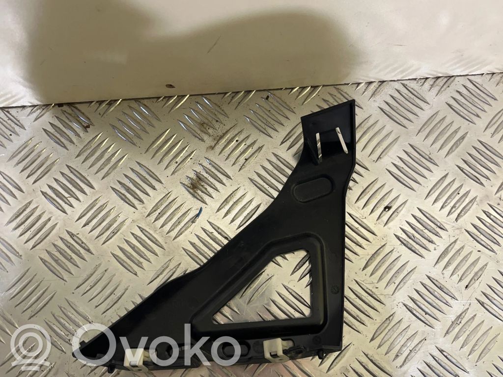 BMW 7 G11 G12 Uchwyt / Mocowanie zderzaka przedniego 