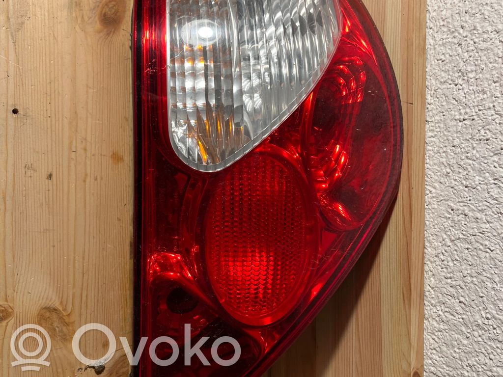 Jaguar X-Type Rear/tail lights 