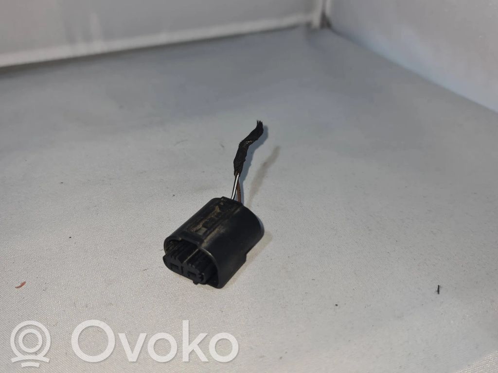 BMW X5 F15 Tail light part 