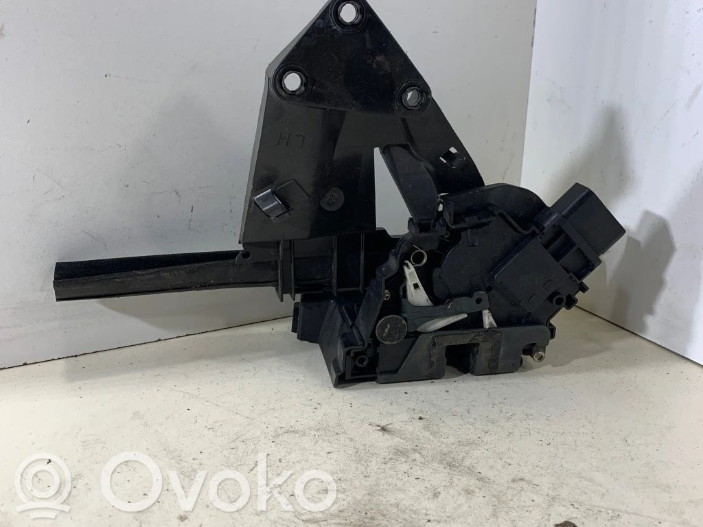 Ford Focus C-MAX Front door lock 