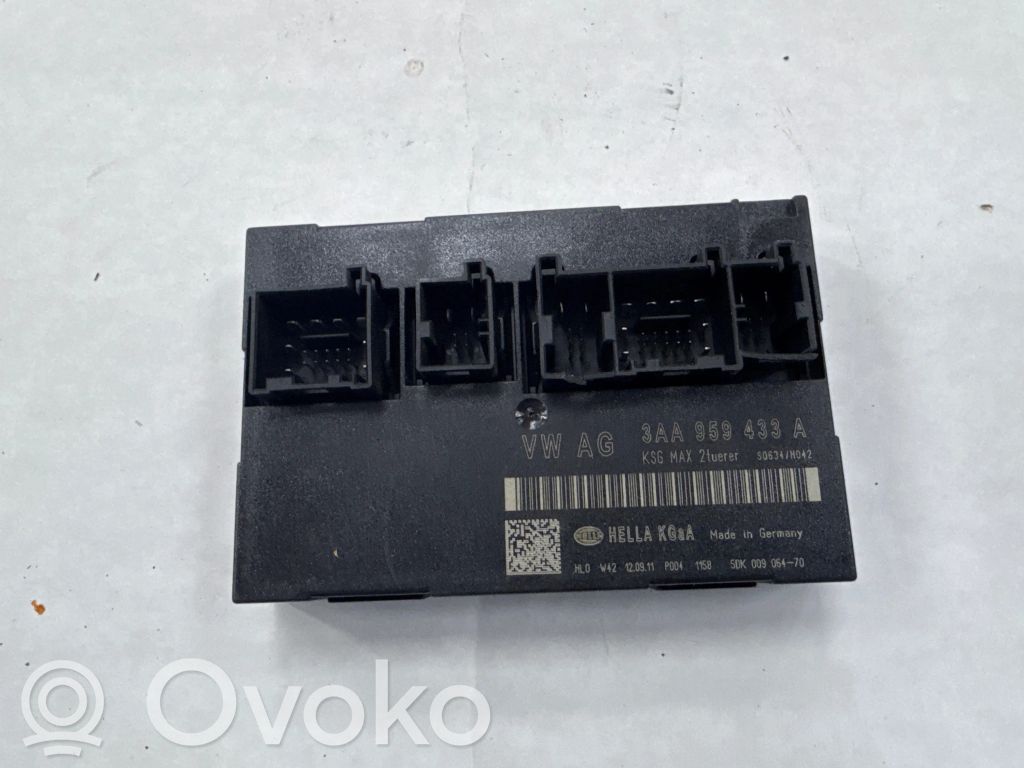 Volkswagen PASSAT CC Comfort/convenience module 