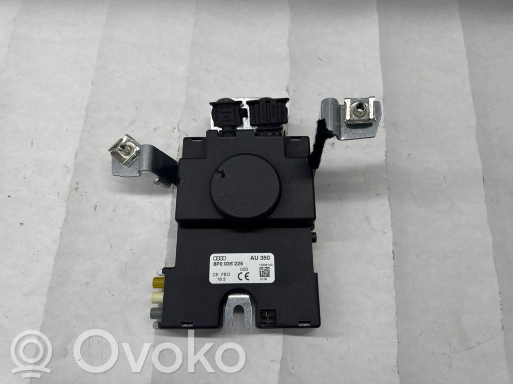 Audi A3 S3 8P Aerial antenna amplifier 