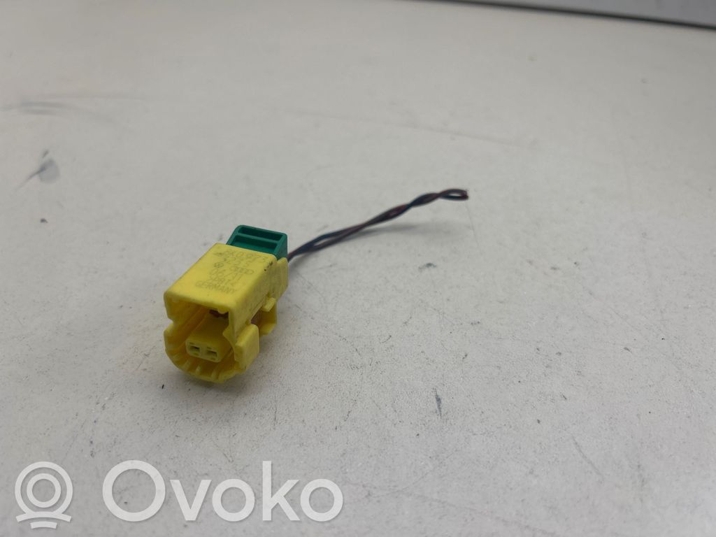 Volkswagen PASSAT CC Airbag deployment crash/impact sensor 