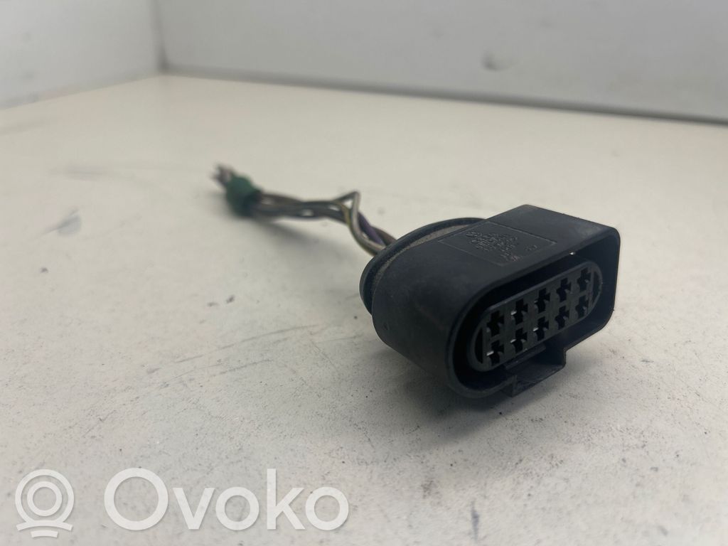 Volkswagen PASSAT CC Citi elektroinstalācijas vadi 