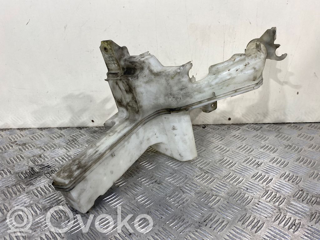 Volkswagen PASSAT CC Zbiornik płynu do spryskiwaczy szyby przedniej / czołowej 