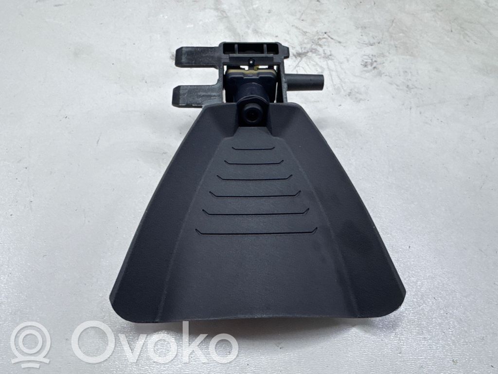 BMW 2 F46 Windshield/windscreen camera 