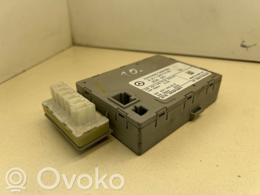 Mercedes-Benz E W211 Gateway control module 