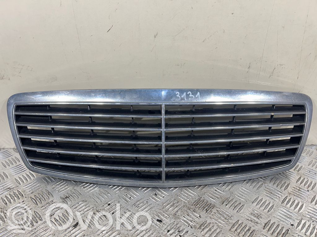 Mercedes-Benz E W211 Front grill 