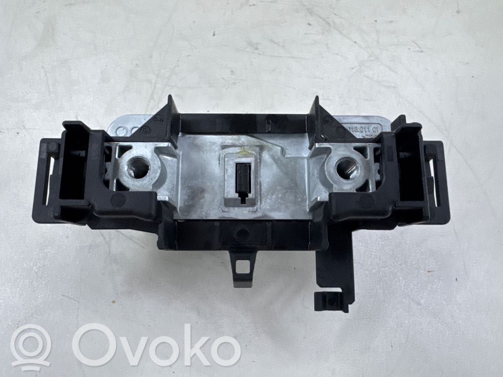 Volkswagen PASSAT B8 Ignition lock 