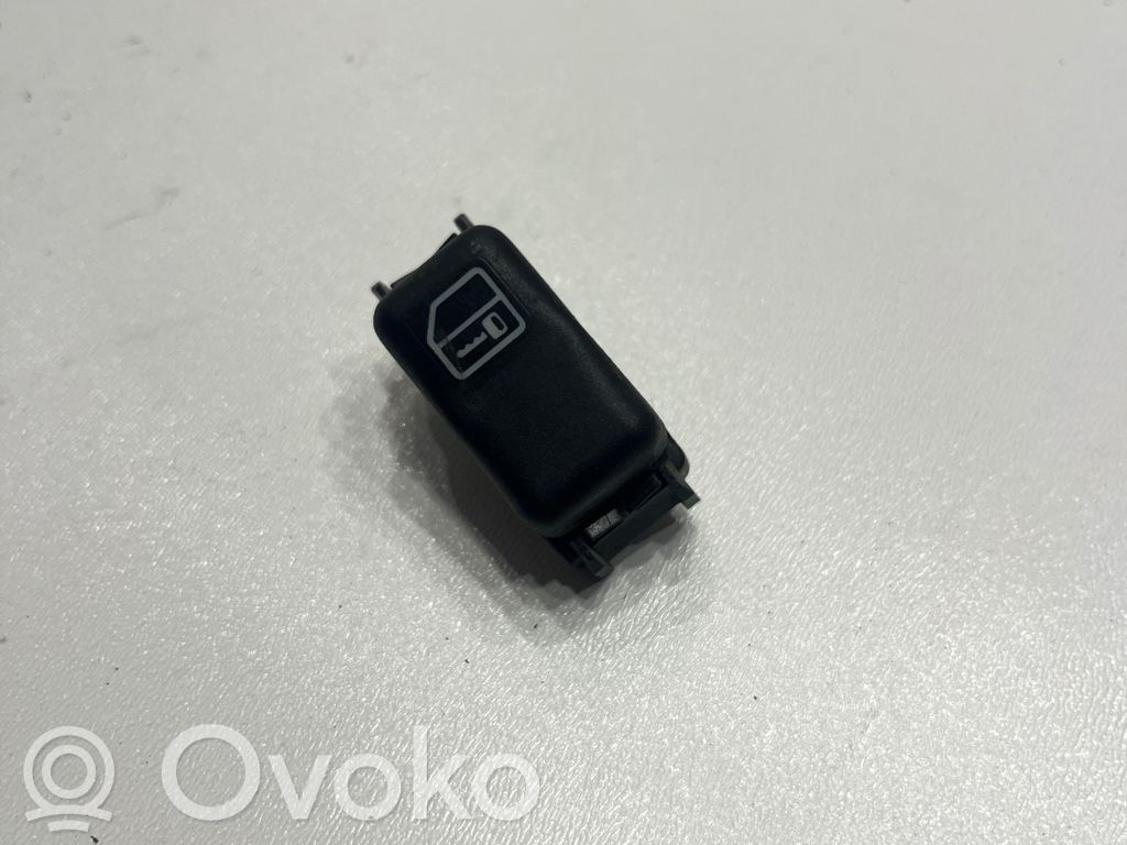 Mercedes-Benz C W202 Central locking switch button 