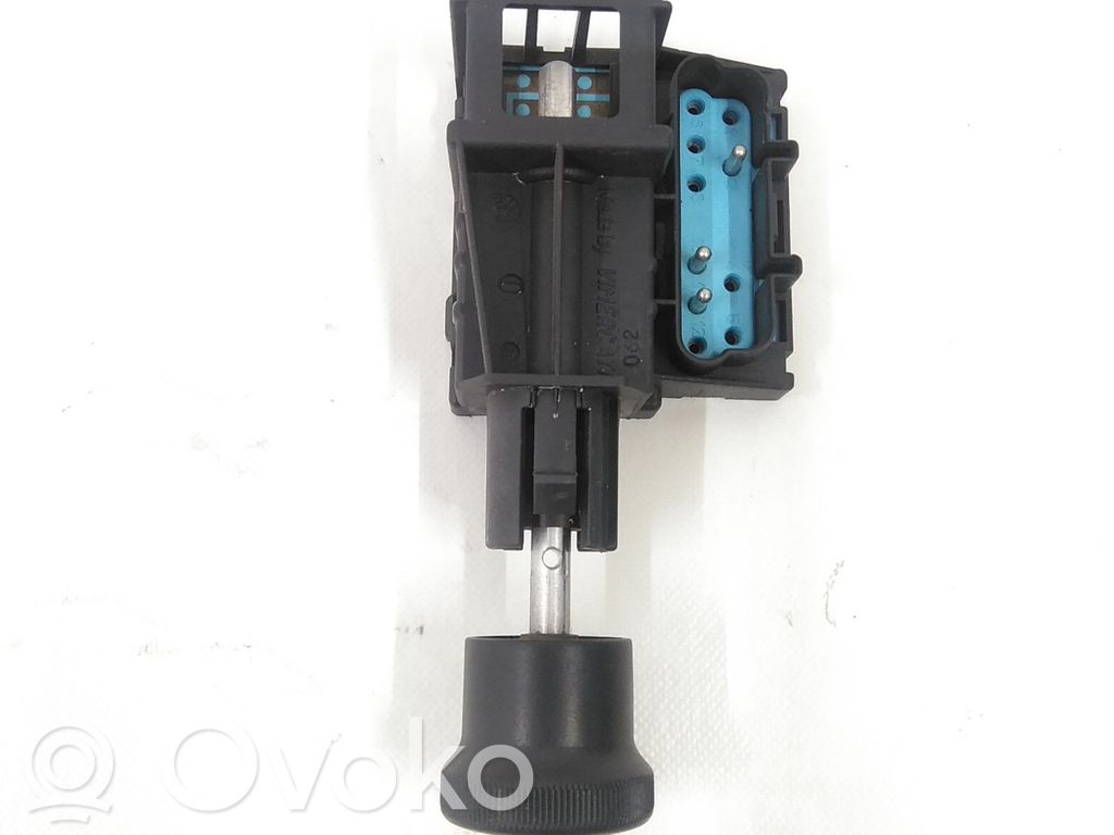 Headlight level height control switch   61318353504