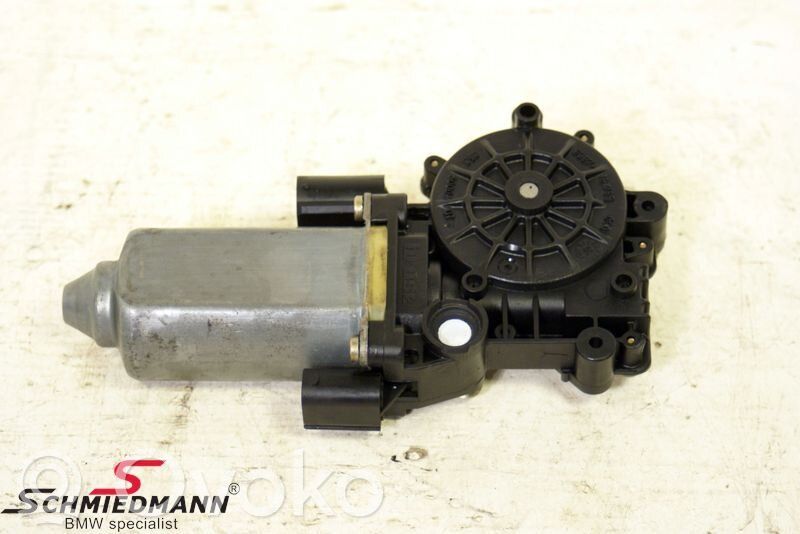 BMW 3 E36 Front door window regulator motor 