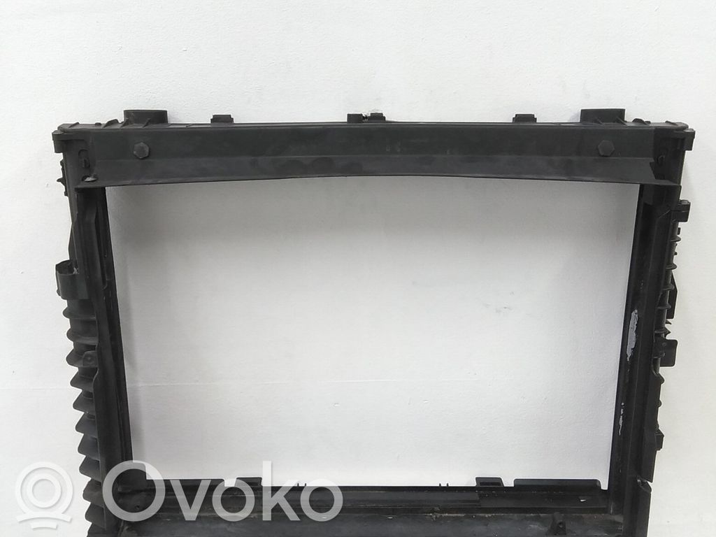 Intercooler air guide/duct channel   17117534903,17117534902