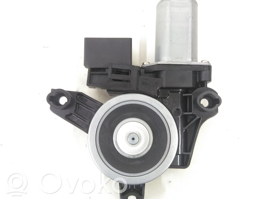 BMW 2 Active Tourer U06 Motor del regulador de la ventanilla de la puerta delantera 
