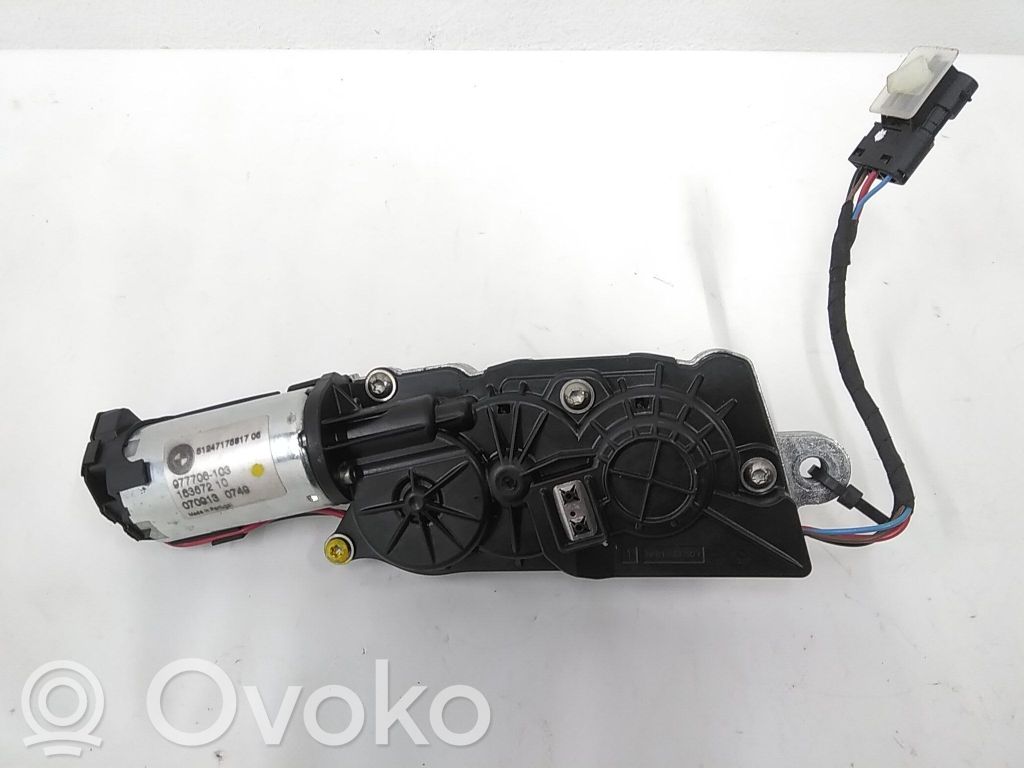 Central locking motor   51247233909