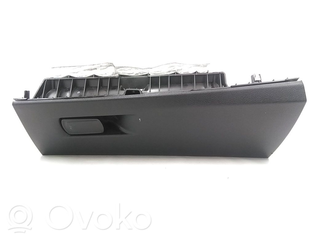 BMW 2 F45 Compartimiento/consola central del panel 