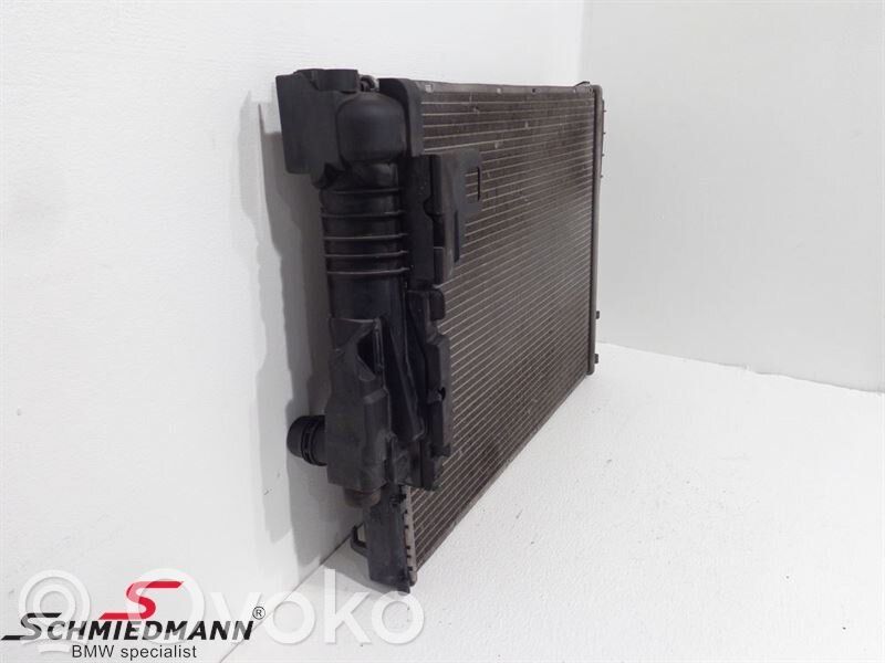 BMW 3 E46 Coolant radiator 