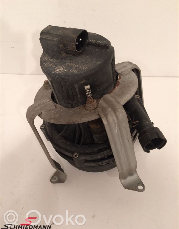 BMW 5 E39 Secondary air pump 