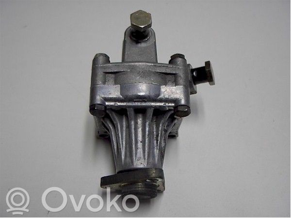 BMW 5 E34 Ohjaustehostimen pumppu 