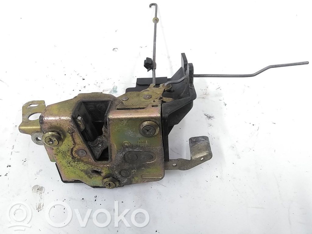 BMW 3 E30 Loading door lock 