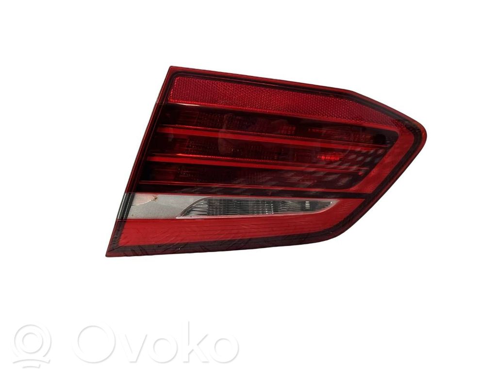 BMW 2 F45 Takaluukun takavalot 