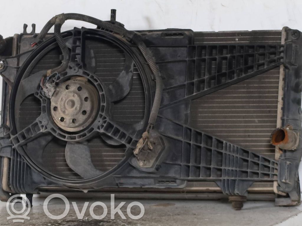 Fiat Punto (188) Chłodnica 