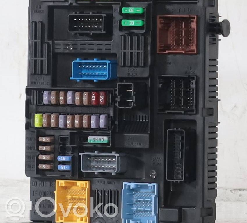 Módulo de fusible   28700UP,9855665080