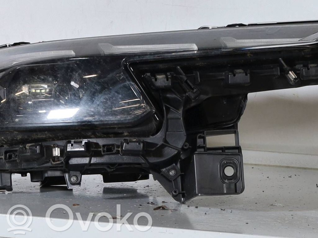 Alfa Romeo Junior Lampa przednia 
