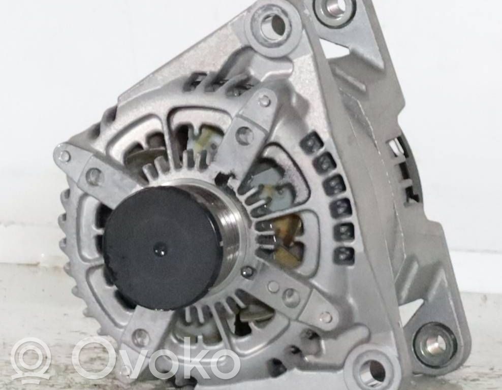Alternador   8206UP,50559542
