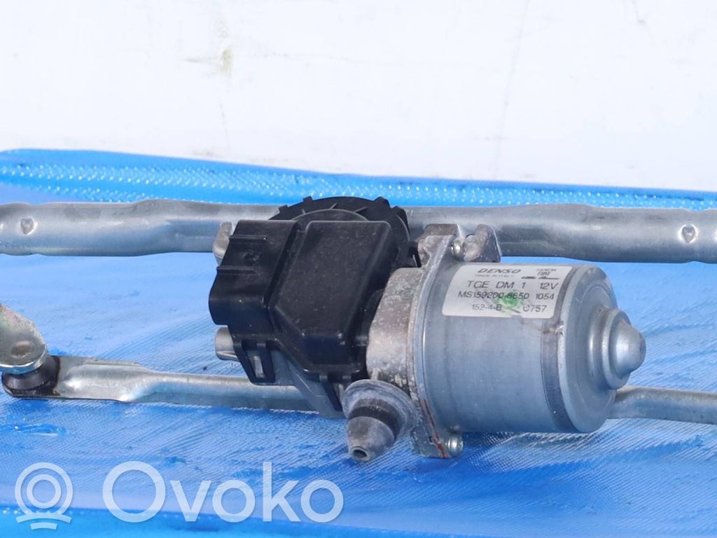 Mechanizm i silniczek wycieraczek szyby przedniej / czołowej   24685UP,52032581