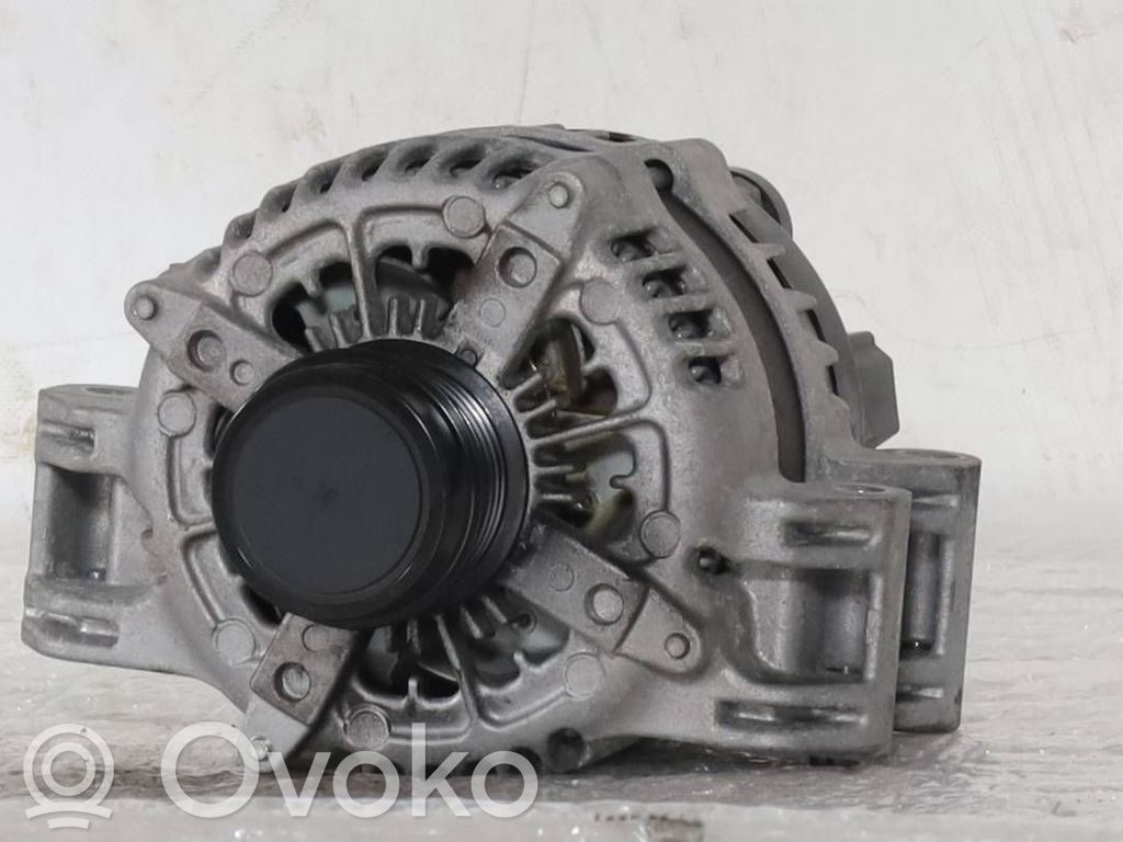 Alfa Romeo Giulia Ģenerators 