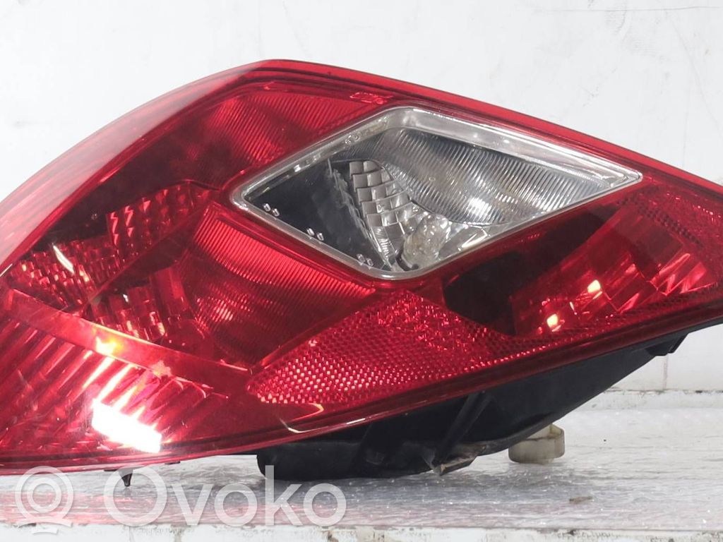 Opel Corsa D Lampă spate în caroserie 