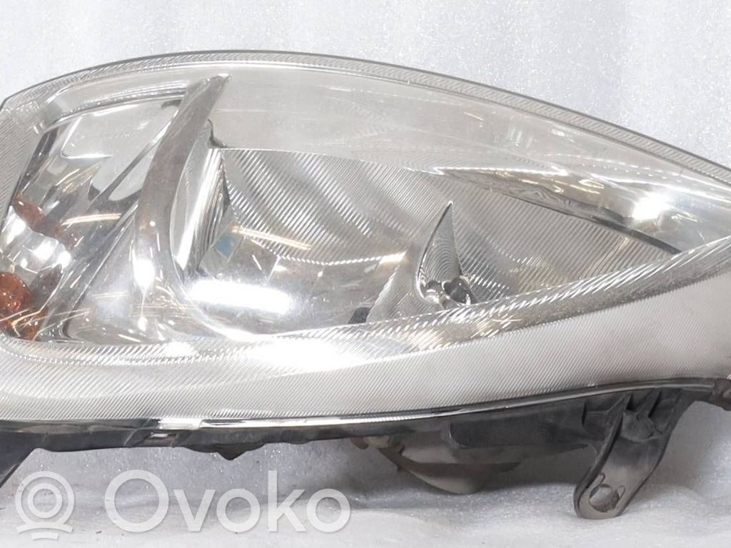 Opel Corsa C Phare frontale 