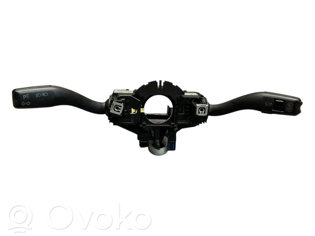 Audi A3 S3 A3 Sportback 8P Wiper turn signal indicator stalk/switch 