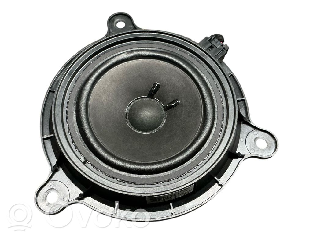 Mazda 6 Takaoven kaiutin 