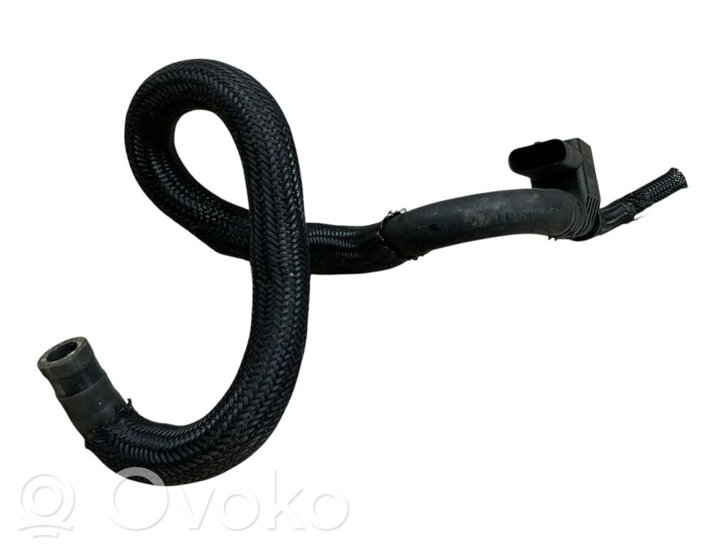 BMW 3 E90 E91 Fuel line pipe 