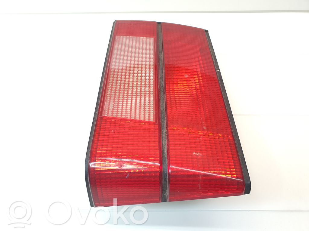 BMW 5 E34 Tailgate rear/tail lights 