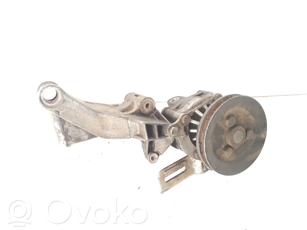 BMW 3 E36 Engine mounting bracket 