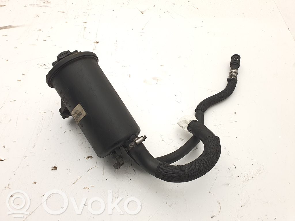 BMW 7 E65 E66 Ohjaustehostimen nestesäiliö 