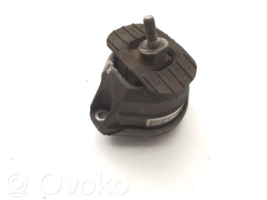 BMW 5 E60 E61 Engine mount bracket 