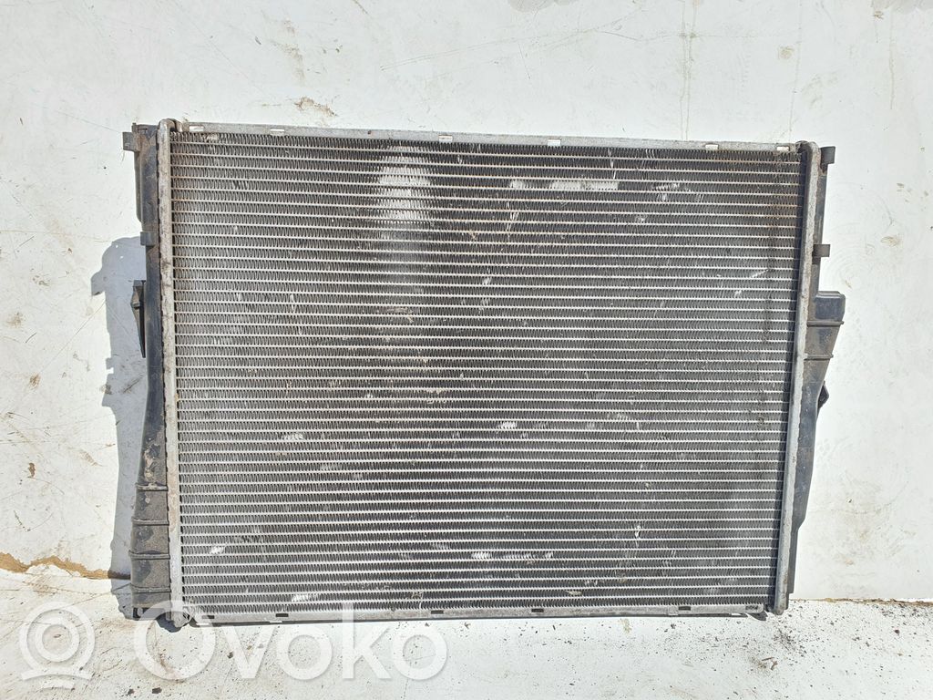 BMW X5 E53 Aušinimo skysčio radiatorius 