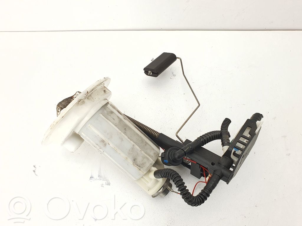 BMW 5 E60 E61 Fuel level sensor 