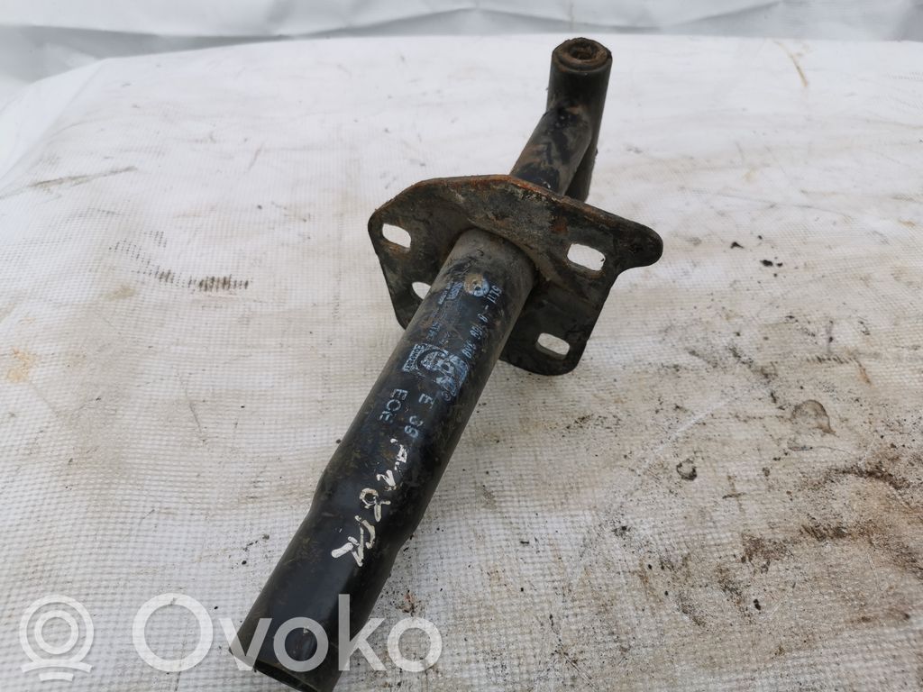 BMW 5 E39 Aizmugurē bampera amortizators 
