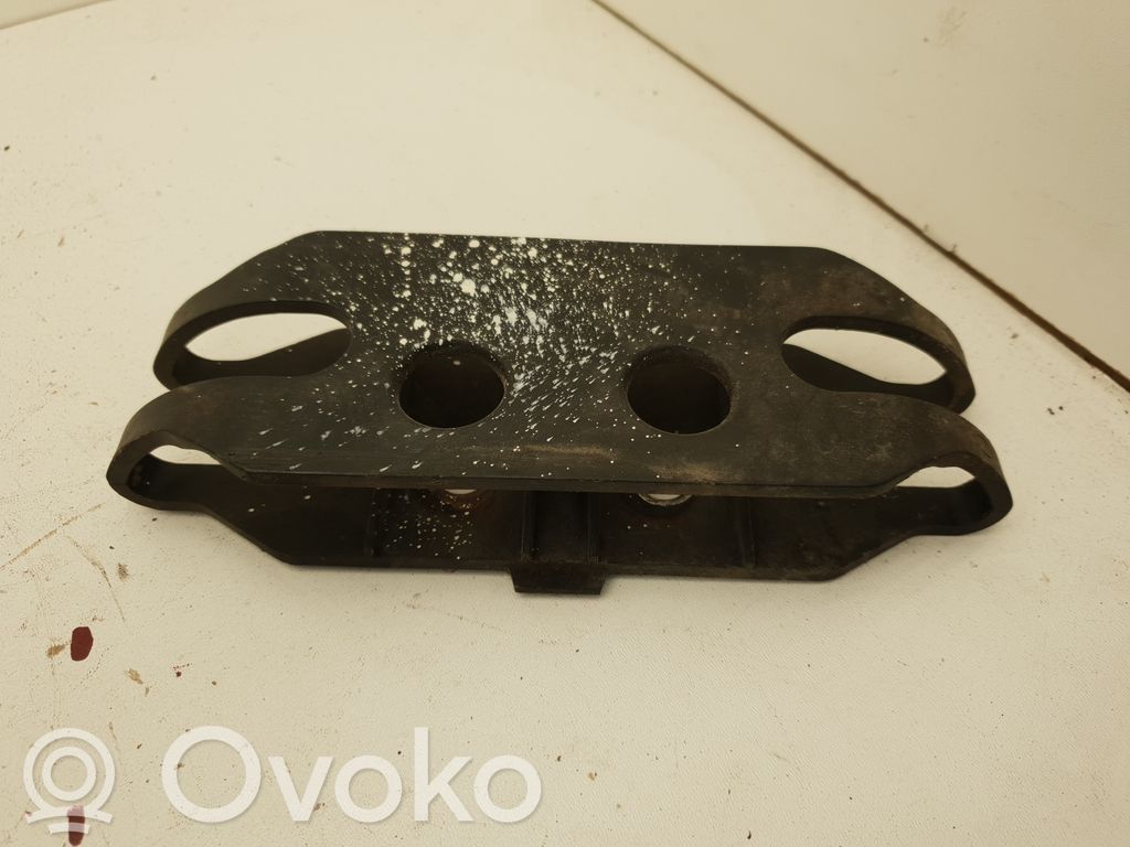 BMW 5 E34 Rear bumper mounting bracket 