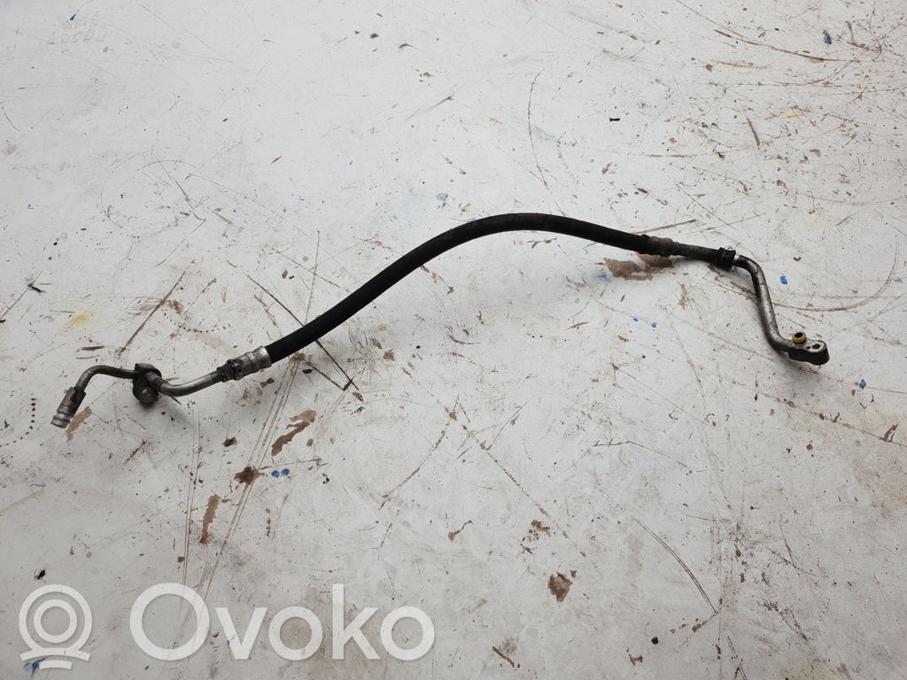 BMW X3 E83 Ilmastointilaitteen putki (A/C) 