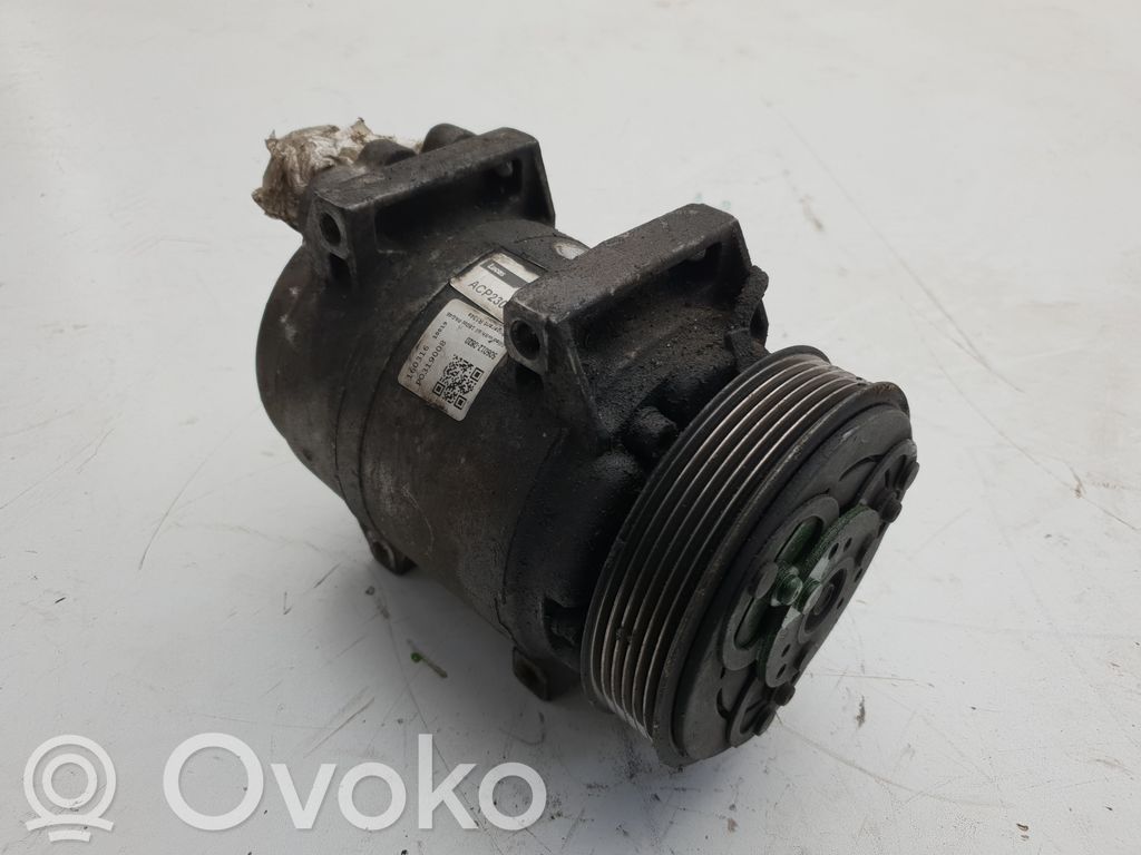 Kompresor / Sprężarka klimatyzacji A/C   P0319008,160316,ACP230