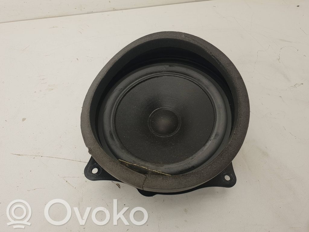 BMW X5 E53 Takaoven kaiutin 