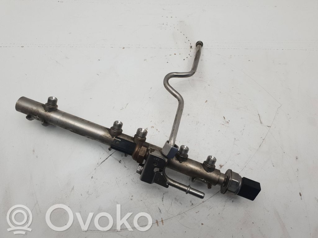 BMW 3 E90 E91 Fuel pressure sensor 